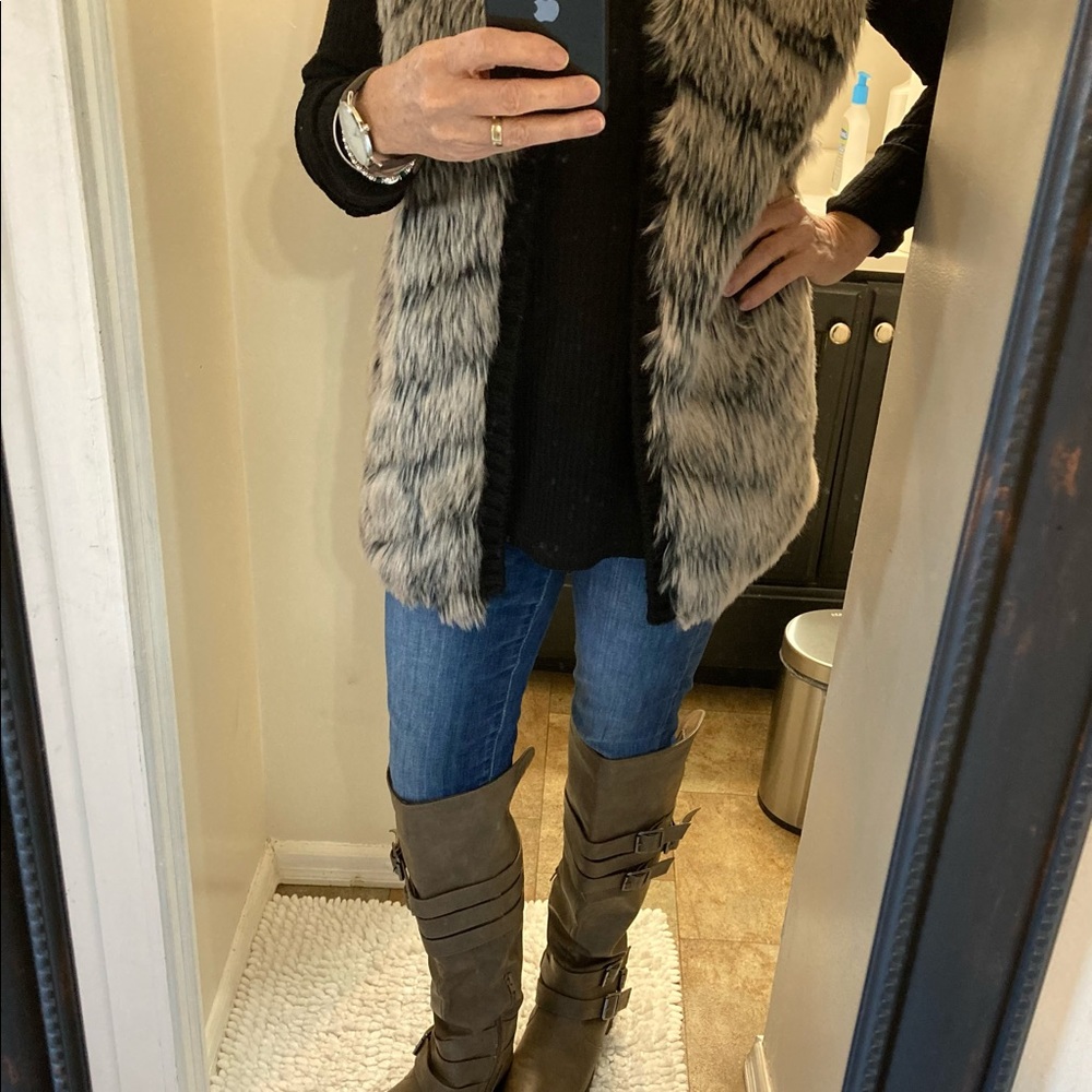 Faux fur vest